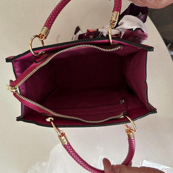 MALIBU SKYE Vegan Leather Fuchsia Pink Bag - Picture 8 of 9